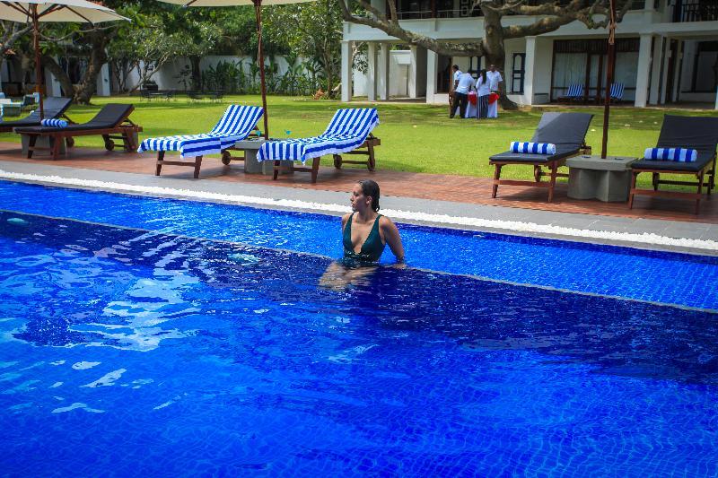 คลับวิลลา Hotel เบนโตตา ภายนอก รูปภาพ